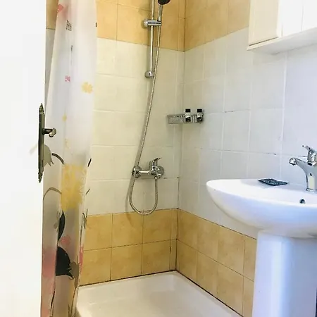 In - Amazing 1 Bed Banos And Swimming Pool Gæstehus