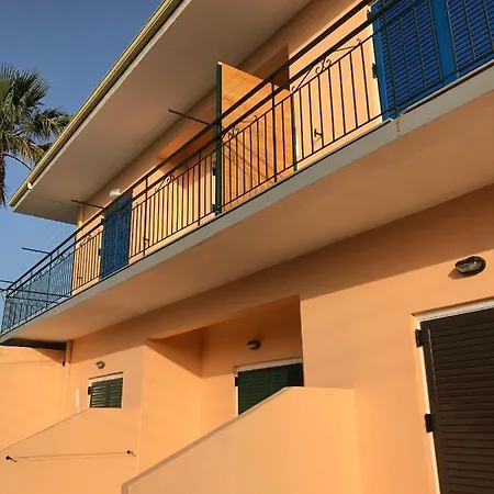 In - Amazing 1 Bed Banos And Swimming Pool * Roda (Corfu)