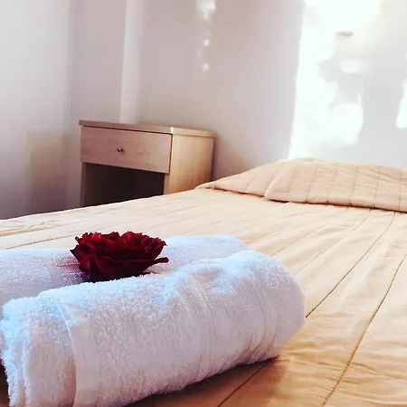 In - Amazing 1 Bed Banos And Swimming Pool