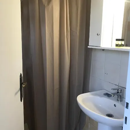 Gæstehus In - Amazing 1 Bed Banos And Swimming Pool Roda (Corfu)