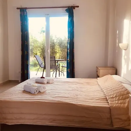 In - Amazing 1 Bed Banos And Swimming Pool Gæstehus